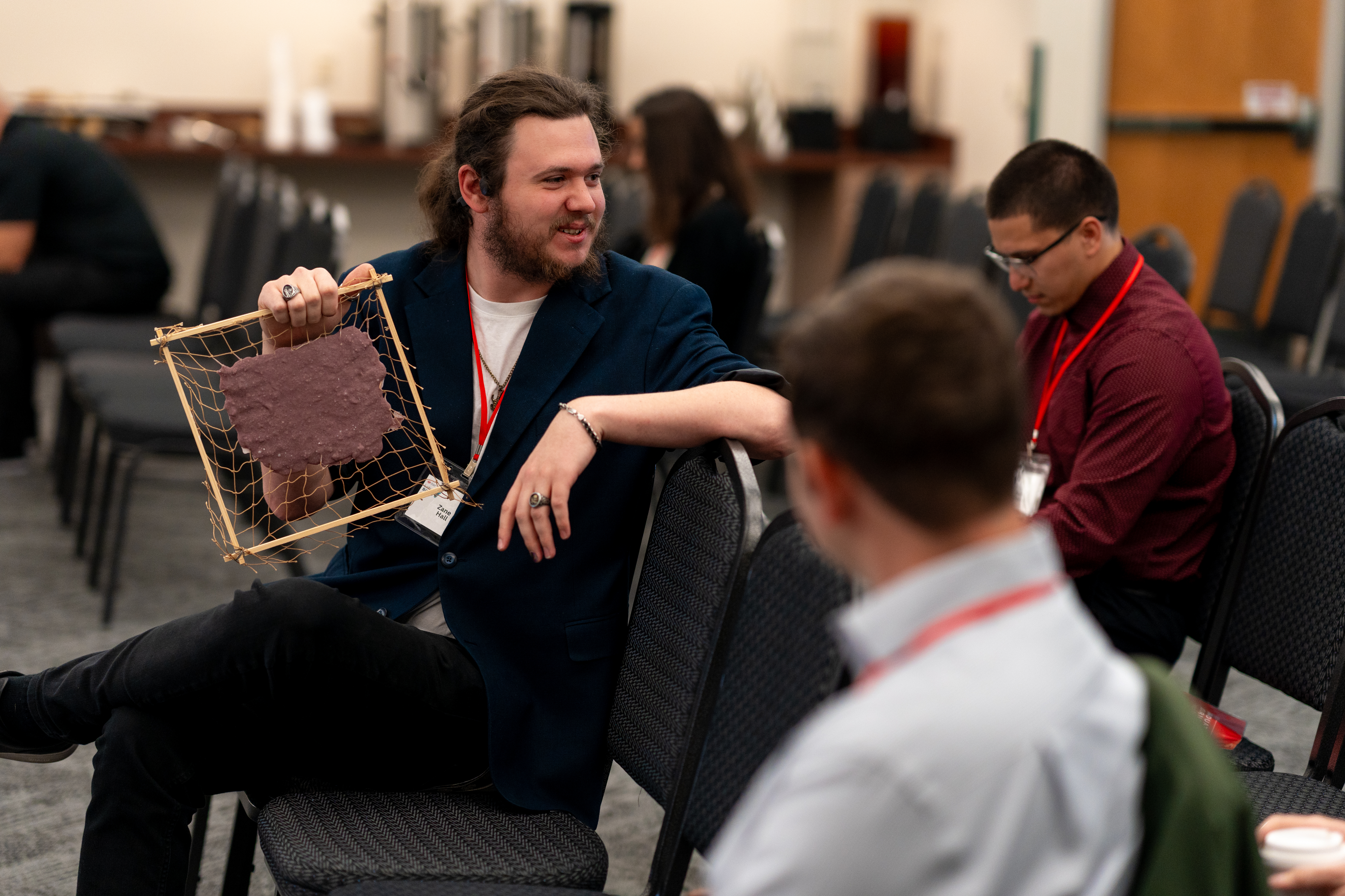 Lobobites contestant